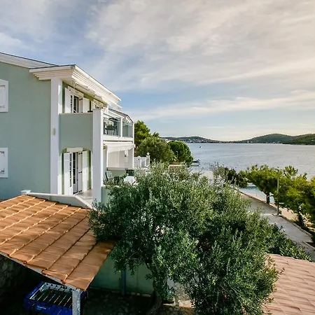 Branka * Rogoznica (Sibenik-Knin)