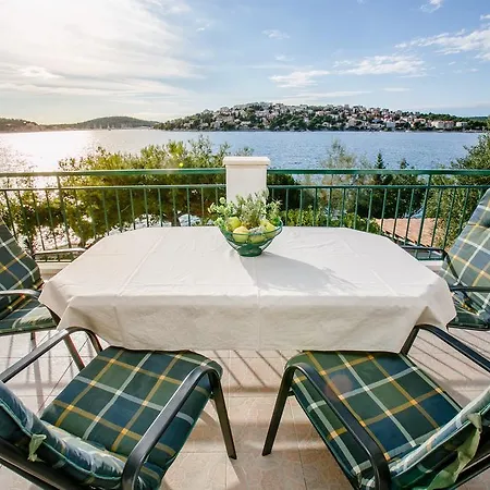 Apartment Branka Rogoznica (Sibenik-Knin)